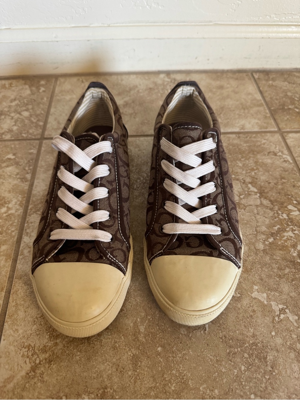 Vintage Guess Brown and Cream Logo Canvas Sneakers